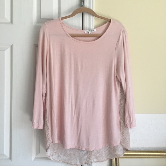Tops - Pretty Pinky Peach Top Size Large